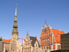 Latvia / Latvija - Riga: House of theBlackheads and St Peter's church - Ratslaukums / Melngalvju Nams (photo by J.Kaman)