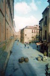 Leon - Salamanca: Calle Campania (photo by Miguel Torres)