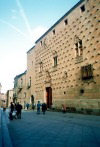 Leon - Salamanca / SLM : Casa de las Conchas /House of the shells  (photo by Miguel Torres)
