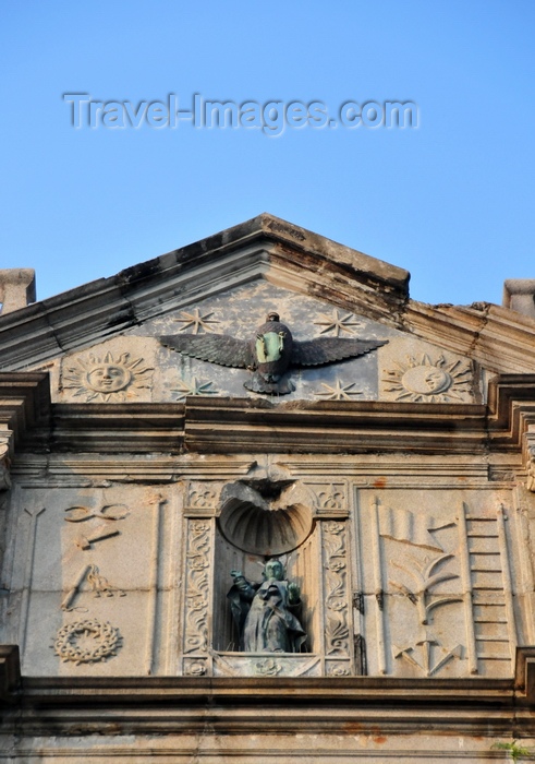 macao107: Macau, China: Ruins of St. Paul's - Church of the Mother of God façade, pediment symbolizing the ultimate state of divine ascension - the Holy Spirit - photo by M.Torres - (c) Travel-Images.com - Stock Photography agency - Image Bank