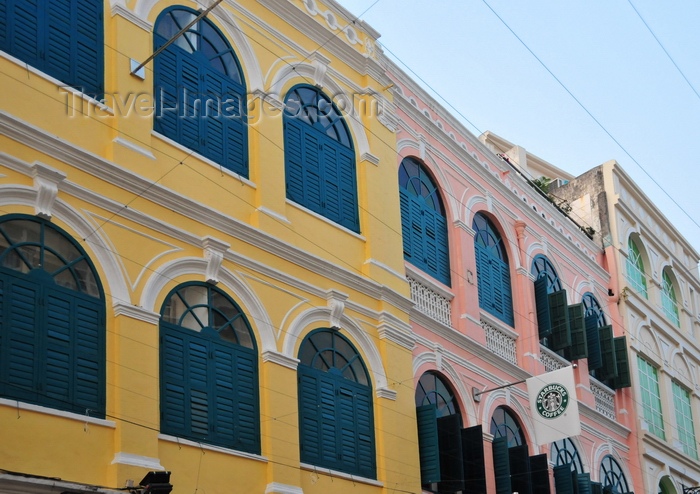 macao121: Macau, China: colonial buildings at Senado Square / Largo do Senado - Historic Centre of Macao, UNESCO World Heritage Site - photo by M.Torres - (c) Travel-Images.com - Stock Photography agency - Image Bank