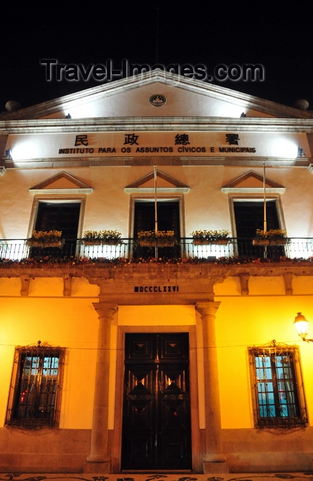 macao13: Macau, China: Leal Senado Building at night, UNESCO World Heritage Site - photo by M.Torres - (c) Travel-Images.com - Stock Photography agency - Image Bank