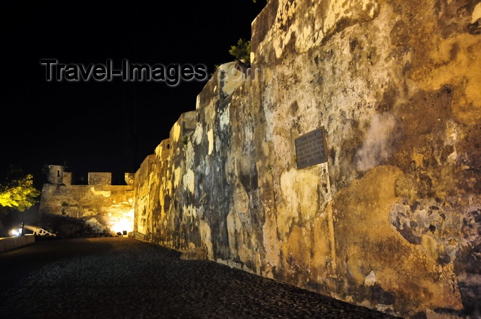 macao17: Macau, China: Monte Fortress at night, Historic Centre of Macau, UNESCO World Heritage Site - photo by M.Torres - (c) Travel-Images.com - Stock Photography agency - Image Bank