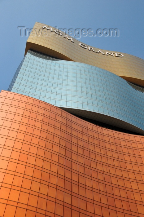 macao40: Macau, China: façade of the MGM Grand Macau hotel and casino, seen from below - Dr. Sun Yat Sen Avenue - photo by M.Torres - (c) Travel-Images.com - Stock Photography agency - Image Bank