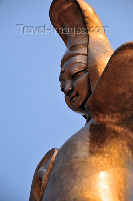 macao50: Macau, China: the Goddess of Mercy at the Kun Iam Ecumenical Center, built on an artificial island - photo by M.Torres - (c) Travel-Images.com - Stock Photography agency - Image Bank