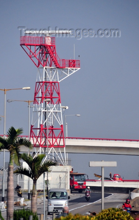 macao68: Macau, China: coastal radar tower near Fishermans Wharf - Cais dos Pascadores - photo by M.Torres - (c) Travel-Images.com - Stock Photography agency - Image Bank