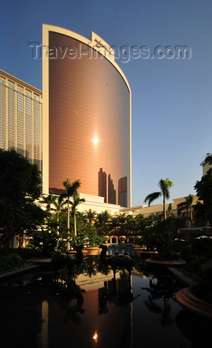 macao77: Macau, China: Encore tower at Wynn Macau - camels and pond - photo by M.Torres - (c) Travel-Images.com - Stock Photography agency - Image Bank