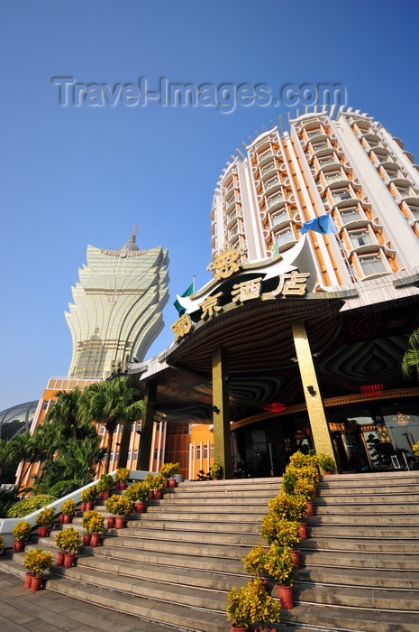 macao78: Macau, China: main entrance to the original Casino Lisboa with the Grand Lisboa in the background - photo by M.Torres - (c) Travel-Images.com - Stock Photography agency - Image Bank