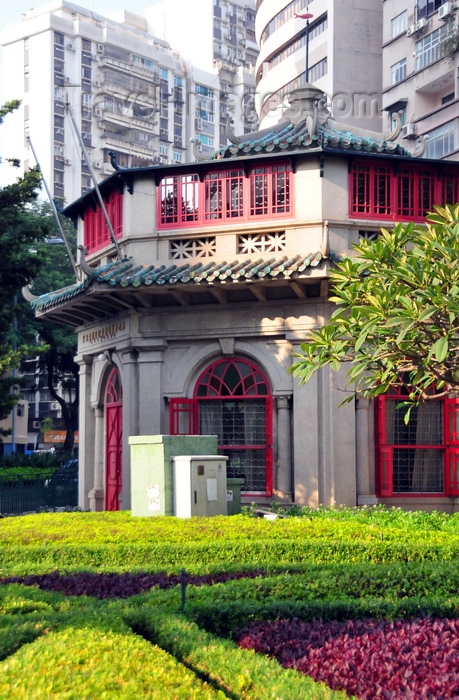 macao85: Macau, China: Associação Comercial de Macau library, the Octagonal Pavilion, located at São Francisco garden - Pavilhão Octogonal - photo by M.Torres - (c) Travel-Images.com - Stock Photography agency - Image Bank