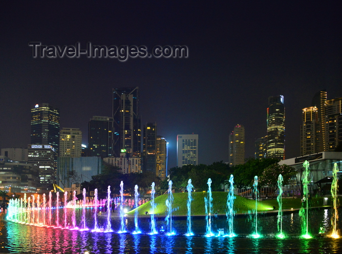 mal366: Kuala Lumpur, Malaysia: KLCC Park - fountain show at Lake Symphony, illuminated by colored lights - architect Roberto Burle Marx - photo by M.Torres - (c) Travel-Images.com - Stock Photography agency - Image Bank