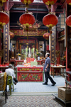 Kuala Lumpur, Malaysia: courtyard of Sze Ya Temple - altar and Chinese lanterns - photo by J.Pemberton