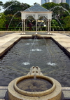 Kuala Lumpur, Malaysia: National Mosque of Malaysia - fountain with small pavilion - photo by M.Torres