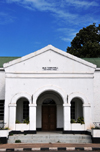 Blantyre, Malawi: porch of the Old Town Hall, Victoria Hall - National Monument - photo by M.Torres