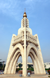 Bamako, Mali: Independence Monument, Mali was part of French Sudan - intersection of Avenue de la Nation and Avenue de l'Independance - photo by M.Torres