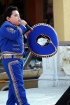 Mexico - Pachuca (Hidalgo): fatty mariachi boy (photo by N.Cabana)