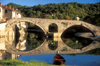 Montenegro - Rijeka Crnojevica: the old bridge - reflection - Stari Most - photo by D.Forman