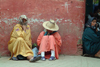 Morocco / Maroc - Tetouan: women relaxing - photo by J.Banks