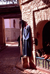 Morocco / Maroc - Agadir: shoeshop in the Medina - photo by F.Rigaud