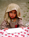 Nepal - Kathmandu district - Kathmandu valley: girl with towel - photo by G.Friedman