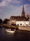 Netherlands - Maastricht (Limburg): the east bank from St Servatius bridge over the Meuse / Maas (photo by Miguel Torres)