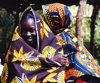 Niger - Agadez: smiling  lady in ethnic garb - photo by G.Frysinger