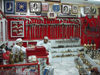 Oman - Nizwa: shop specializing in the traditional Arab dagger, the khanjar - photo by B.Cloutier