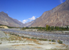 Hunza Valley - Northern Areas, Pakistan: following the Hunza River - Karakoram Highway - N35 - KKH - Hunza tour - photo by D.Steppuhn