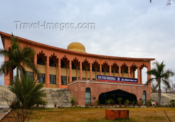 pakistan214: Islamabad, Pakistan: Sir Syed Memorial - 19th century Muslim scholar - photo by M.Torres - (c) Travel-Images.com - Stock Photography agency - Image Bank