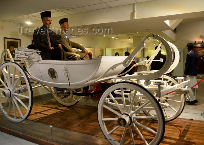 pakistan220: Islamabad, Pakistan: Pakistan Monument Museum - wax figure of Muhammad Ali Jinnah (Quaid-e-Azam) on a white chariot - photo by M.Torres - (c) Travel-Images.com - Stock Photography agency - Image Bank