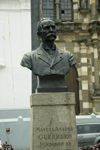 Panama City / Ciudad de Panama: Manuel Amador Guerrero bust on San Felipe - sculptor Auguste Maillard, Plaza de la Independencia - photo by D.Smith