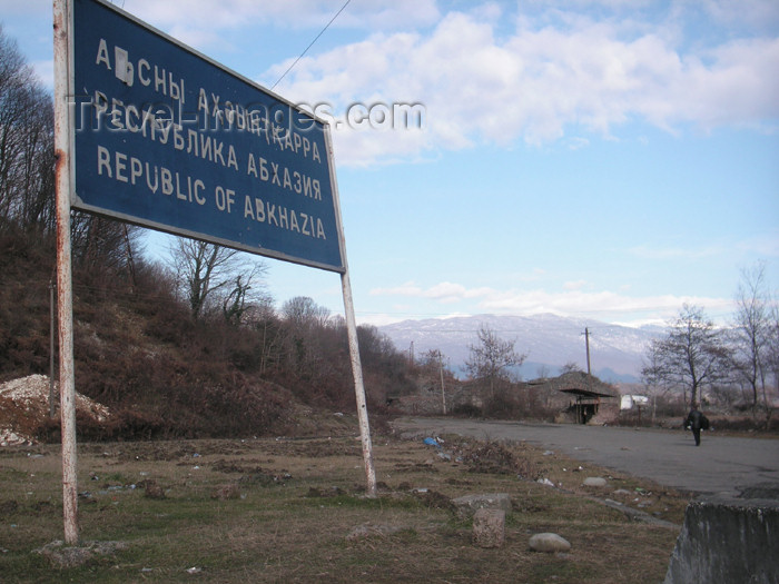 abkhazia23: Abkhazia: Abkhazian border sign - cease fire line (photo by A.Kilroy) - (c) Travel-Images.com - Stock Photography agency - Image Bank