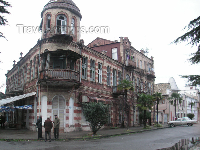 abkhazia7: Abkhazia - Sukhumi: street corner (photo by A.Kilroy) - (c) Travel-Images.com - Stock Photography agency - Image Bank