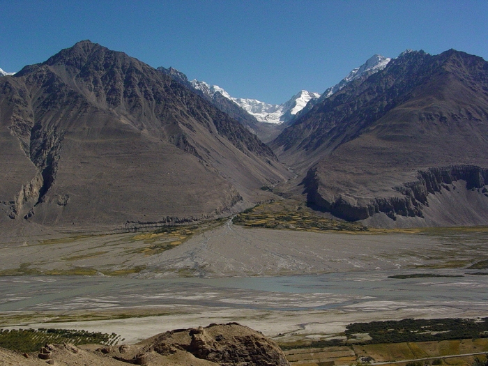 afghanistan7: Afghanistan: mountains along the Panch Daria river - photo by A.Slobodianik - (c) Travel-Images.com - Stock Photography agency - the Global Image Bank