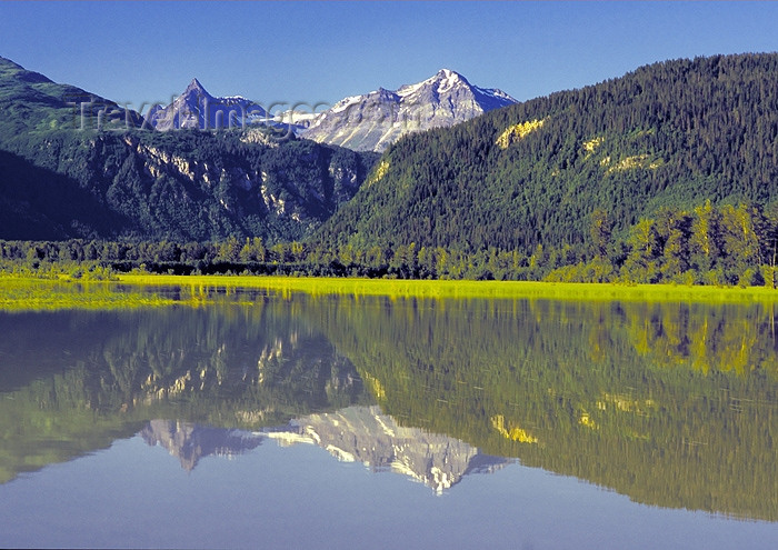 alaska114: Alaska - Skagway: Yukon river - mountain reflection (photo by A.Walkinshaw) - (c) Travel-Images.com - Stock Photography agency - Image Bank