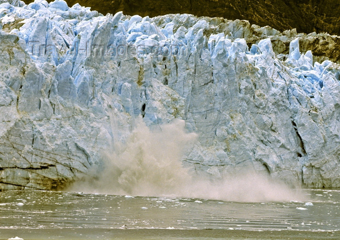 alaska121: Alaska - Glacier Bay NP: caving glacier (photo by A.Walkinshaw) - (c) Travel-Images.com - Stock Photography agency - Image Bank