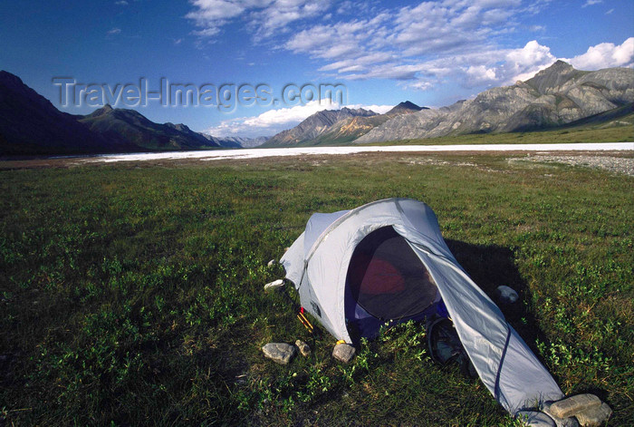 alaska140: Brooks range, Alaska: National wildlife refuge - bivouac in the bed of Chandalar river - photo by E.Petitalot - (c) Travel-Images.com - Stock Photography agency - Image Bank