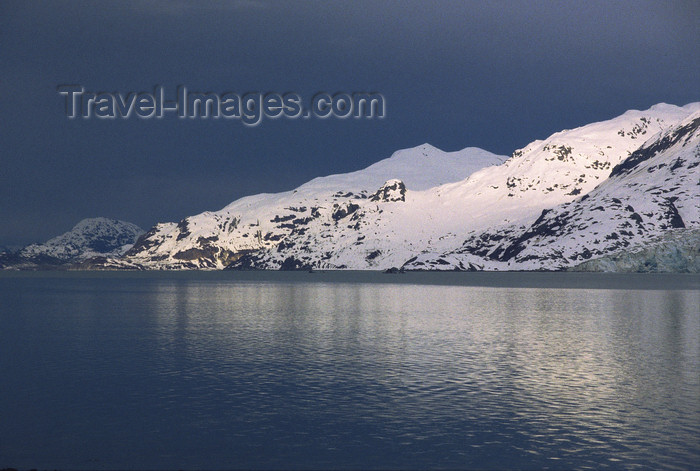 alaska169: Alaska - Glacier bay - sunset on a snow-covered mountain - photo by E.Petitalot - (c) Travel-Images.com - Stock Photography agency - Image Bank