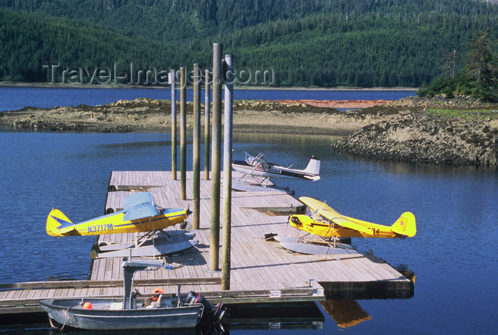 alaska183: Alaska - south: seaplane parking - photo by E.Petitalot - (c) Travel-Images.com - Stock Photography agency - Image Bank