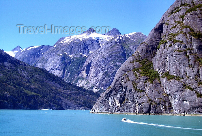 alaska66: Alaska's Inside Passage - Tracy Arm Fjord: summer day (photo by Robert Ziff) - (c) Travel-Images.com - Stock Photography agency - Image Bank