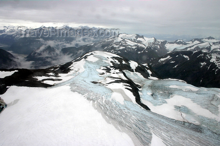 alaska98: Alaska - Skagway: Denver Glacier - the top (photo by Robert Ziff) - (c) Travel-Images.com - Stock Photography agency - Image Bank