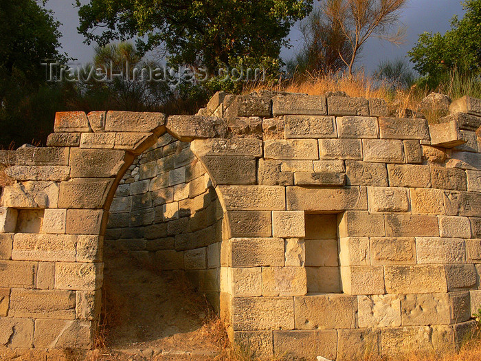 albania108: Apollonia, Fier County, Albania: house ruins - Archaeological site of Apolonia - Greek colony in Illyria - photo by J.Kaman - (c) Travel-Images.com - Stock Photography agency - Image Bank