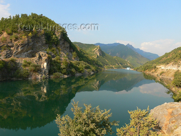 albania127: Fierzë - Pukë, Shkodër county, Albania: Drin river valley - reflection - photo by J.Kaman - (c) Travel-Images.com - Stock Photography agency - Image Bank