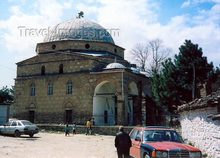 albania22: Albania / Shqiperia - Korçë / Korça / Korce: going to the Mirahor mosque - Islamic architecture - photo by M.Torres - (c) Travel-Images.com - Stock Photography agency - Image Bank