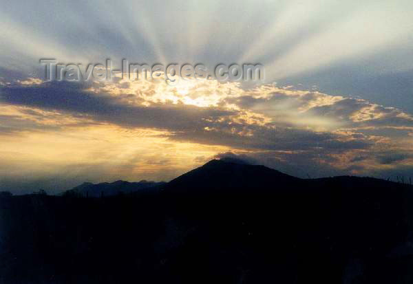 albania4: Albania / Shqiperia - Shilak Mountains, Shkodër county: Mediterranean sun - photo by M.Torres - (c) Travel-Images.com - Stock Photography agency - Image Bank