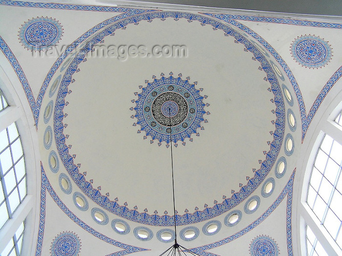 albania55: Albania / Shqiperia - Shkodër/ Shkoder / Shkodra: Sheik Zamil Abdullah Al-Zamil Mosque - dome - photo by J.Kaman - (c) Travel-Images.com - Stock Photography agency - Image Bank