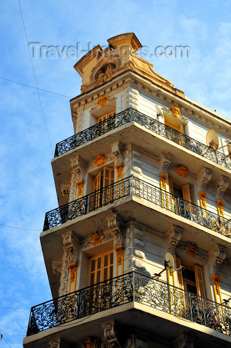 algeria167: Oran, Algeria / Algérie: French architecture - Soers Ben Slimane street - photo by M.Torres | architecture française - Rue Soers Ben Slimane, ex El Moungar - (c) Travel-Images.com - Stock Photography agency - Image Bank