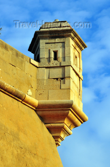 algeria184: Oran, Algeria / Algérie: échauguette and sky - Chateau Neuf Spanish fortress - Rue Commandant Ferradj - photo by M.Torres | guerite et ciel - Chateau Neuf - Rue Commandant Ferradj, ex Capitaine Vales - (c) Travel-Images.com - Stock Photography agency - Image Bank