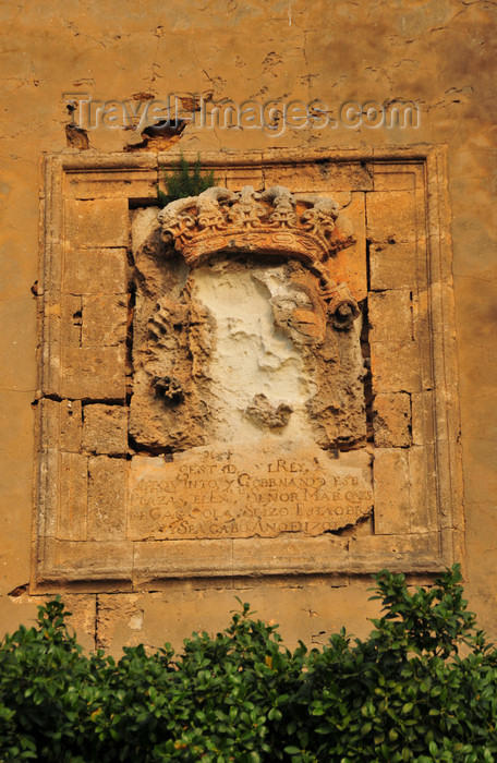 algeria190: Oran, Algeria / Algérie: coat of arms of King Philippe V of Spain - Chateau Neuf Spanish fortress - Rue Commandant Ferradj - photo by M.Torres | Écusson de Philippe V d'Espagne 1701 - muraille de couleur ocre du Chateau Neuf - Rue Commandant Ferradj, ex Capitaine Vales - (c) Travel-Images.com - Stock Photography agency - Image Bank