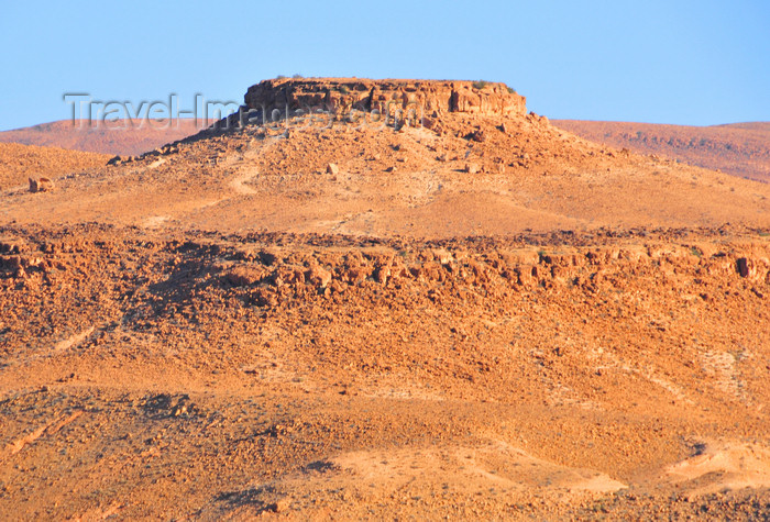 algeria266: Biskra, Algeria / Algérie: Oued El Abiod - mesa - photo by M.Torres | Oued El Abiod - mesa - (c) Travel-Images.com - Stock Photography agency - Image Bank