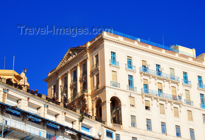 (c) Travel-Images.com - Stock Photography agency - the Global Image Bank